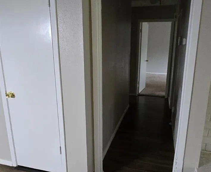 1419 Twining Oaks Ln — Photo 13
