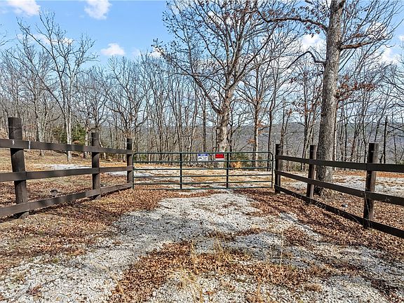 2nd image of Summit Rd