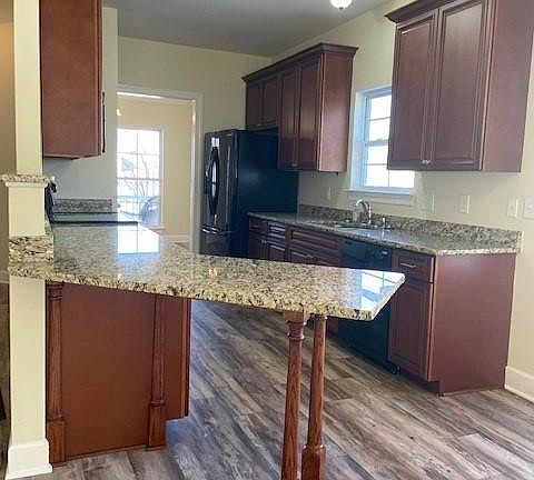 5th image of 4605 Sawmill Pl