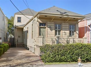 5935 Laurel St, New Orleans, LA 70115