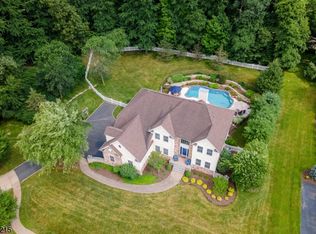 6 Perin Pl, Succasunna, NJ 07876