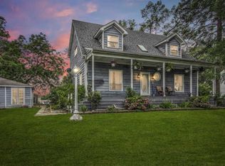 654 S Lakeview Dr, Lowell, IN 46356