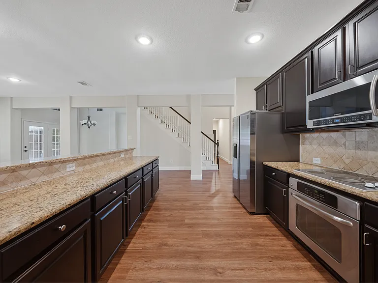 6305 Hilltop Dr — Photo 8