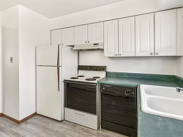 406 W Jackson St — Photo 7