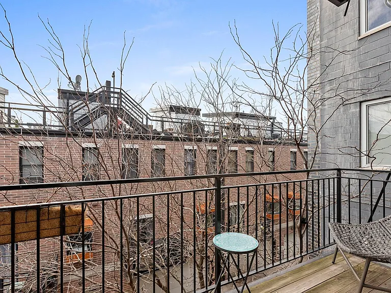 2218 W Madison St #313W — Photo 9