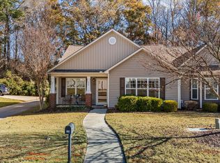 479 Winding Wood Dr, Clayton, NC 27520
