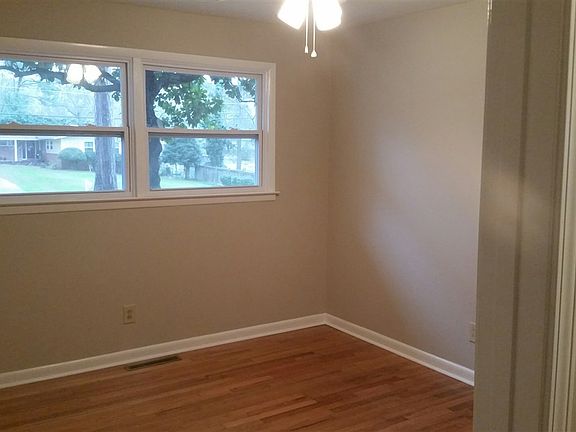 2nd image of 104 Belmont Dr