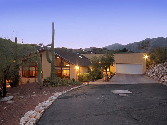 2nd image of 5585 N Paseo Ventoso