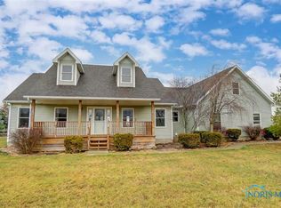 4373 County Road 95 St, Gibsonburg, OH 43431