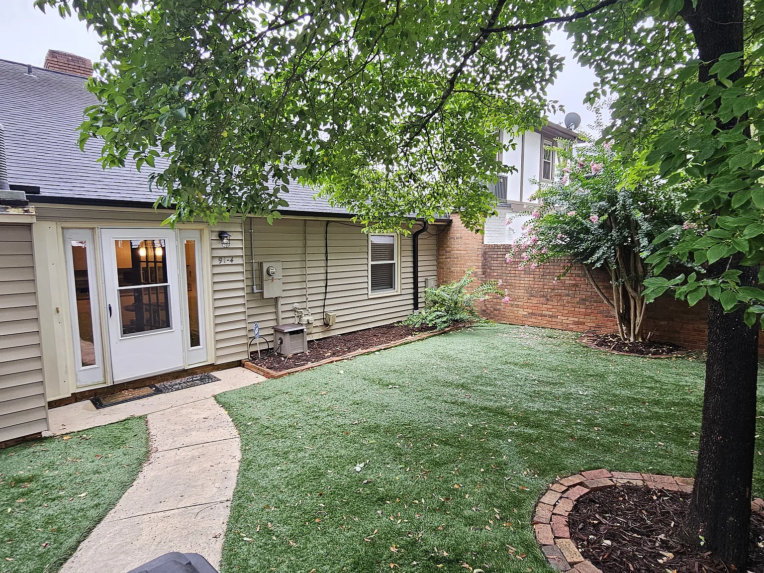 2 bed, 1.5 bath, 1080 sqft, $1,595 — Photo 1