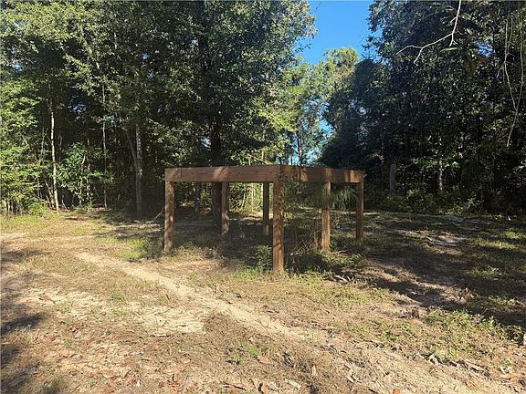 3rd image of 23483 Fletcher Isle Rd
