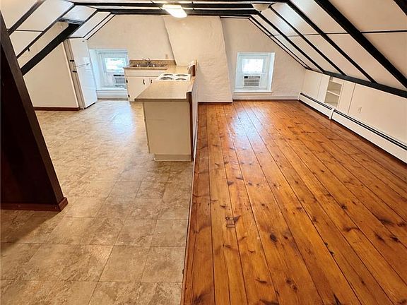 3rd image of 3144 Hamilton Blvd APT 3