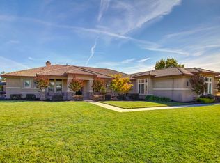 9495 Stablegate Rd, Wilton, CA 95693