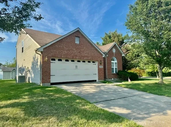 1785 Farrington Dr, Dayton, OH 45420