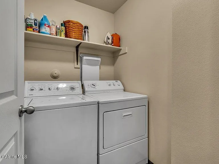 8428 N Boysenberry Loop — Photo 17