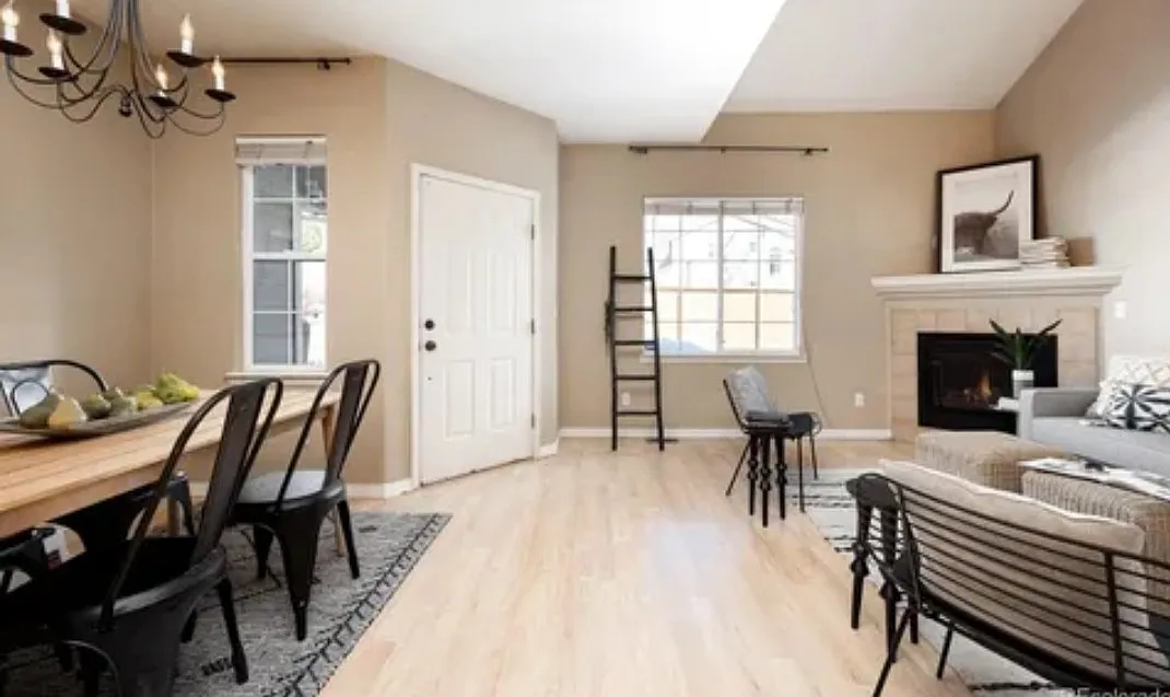 3 bed, 2.5 bath, 1763 sqft, $3,300 — Photo 2