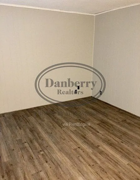 725 N Cory St #H — Photo 8