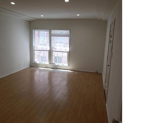 3rd image of 613 S Dunsmuir Ave #613