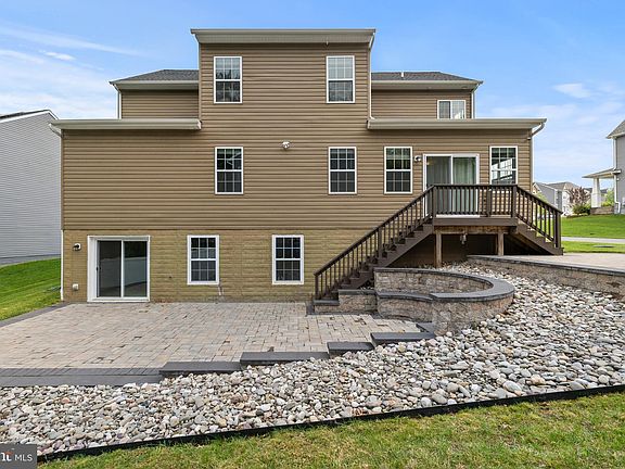4th image of 45631 Tennyhill St