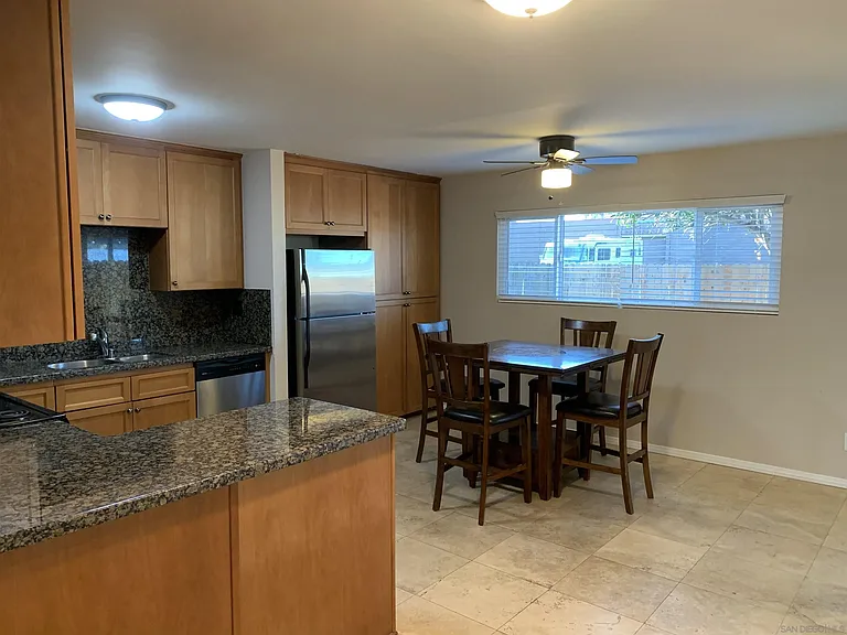 10343 Lunar Ln — Photo 4