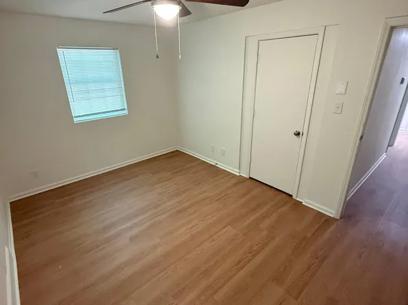 605 Barton St #A, Durham, NC 27707