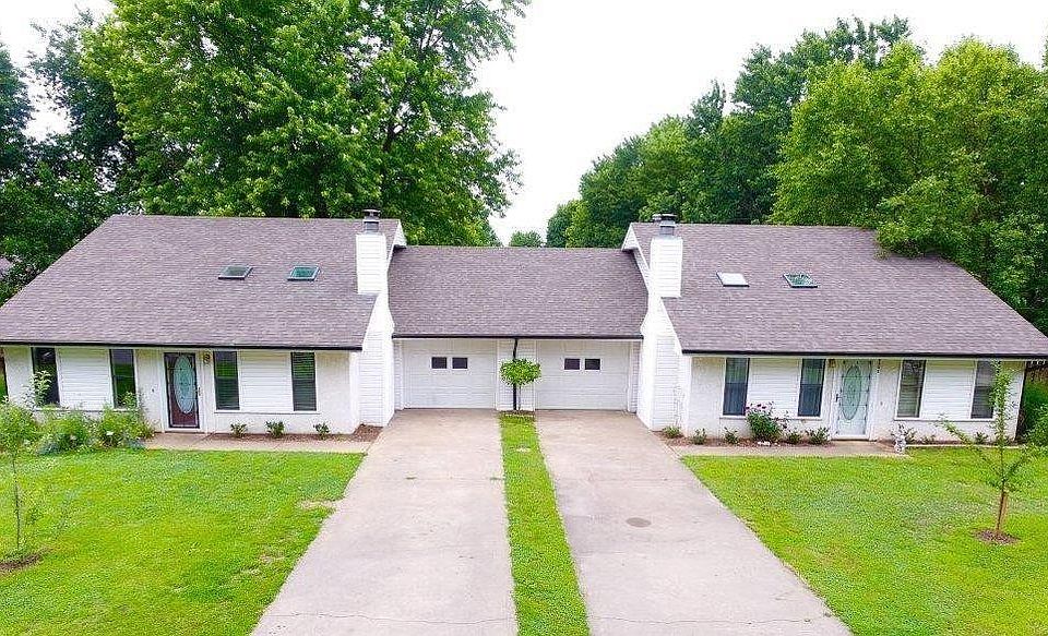 1st image of 2601 W Meadow Ln
