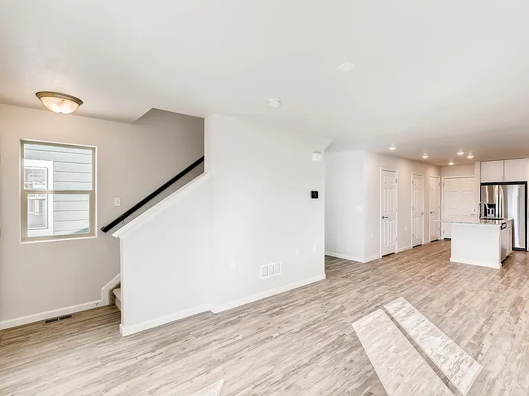 1131 Hummingbird Cir — Photo 12