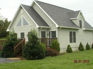 9 Curly Willow Ln, Mount Solon, VA 22843