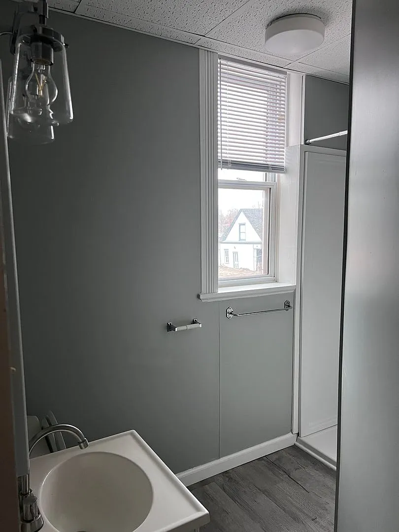 1420 Vermont — Photo 3