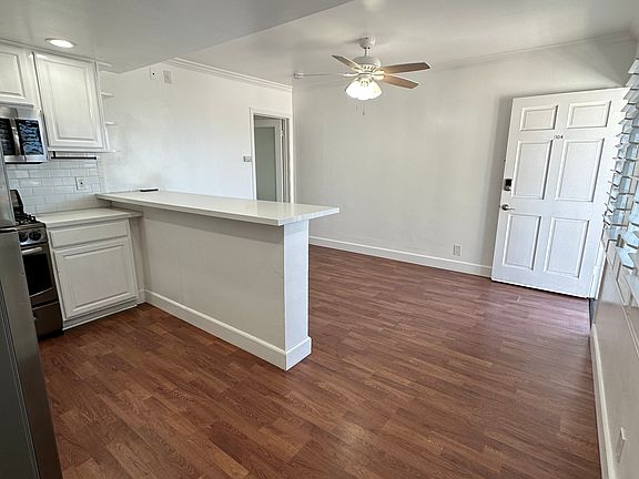 2nd image of 59 10th St #104