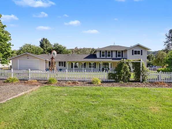 6575 Old Stage Rd, Central Pt, OR 97502