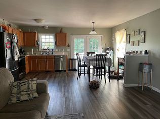 25 Crestview Dr, Front Royal, VA 22630