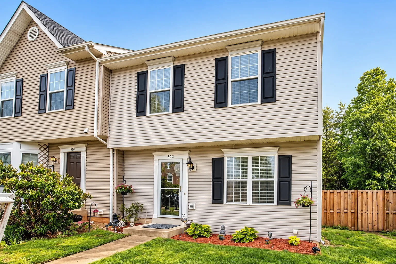 3 bed, 2.5 bath, 2068 sqft, $2,650 — Photo 1