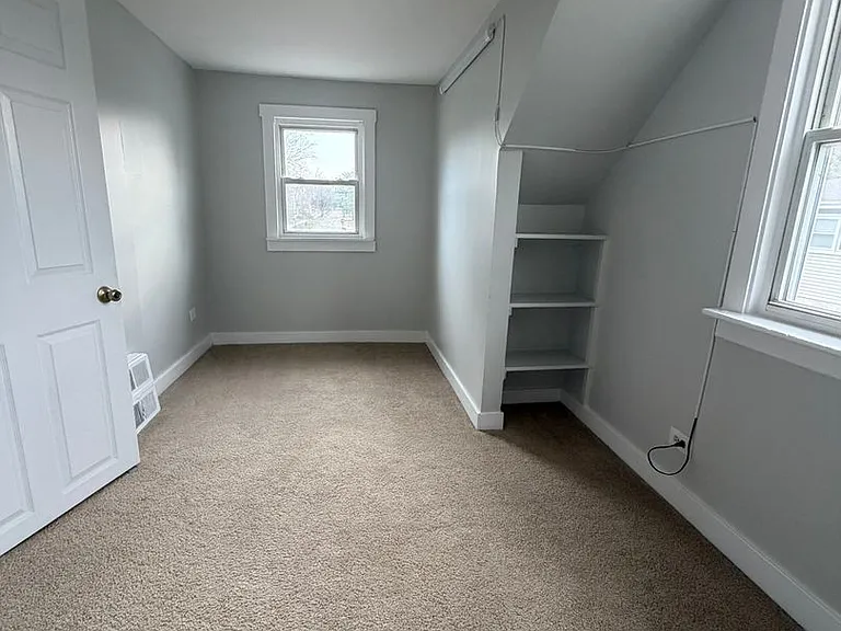 2209 Douglas Ave — Photo 24