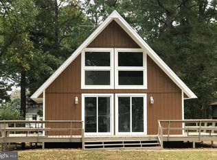 326 Rolando Dr, Colonial Beach, VA 22443