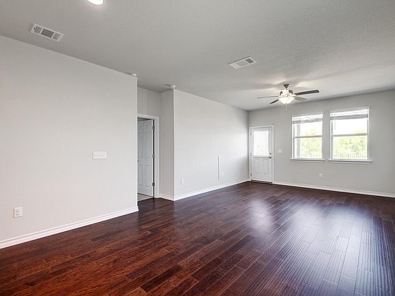 4th image of 11728 Offaly Dr