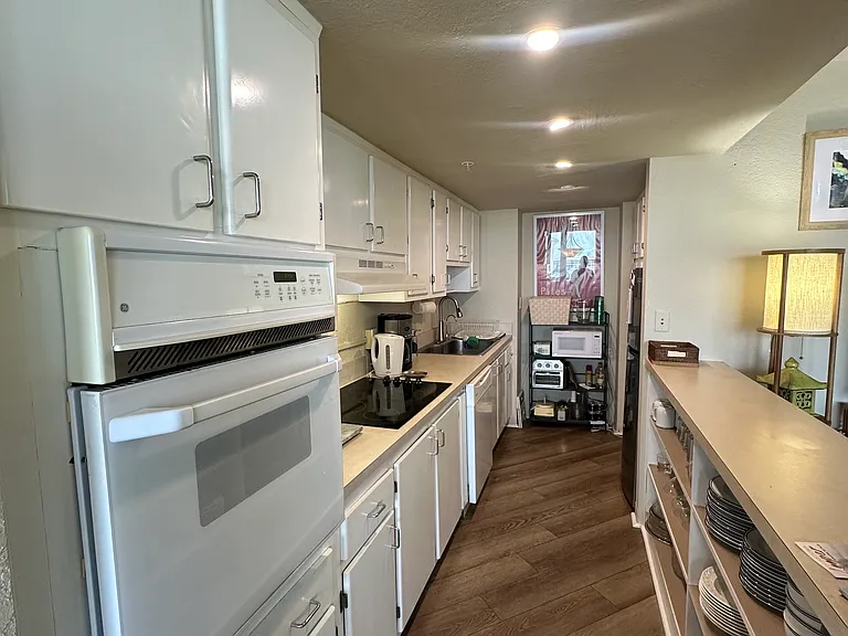 470 3rd St S #707 — Photo 8