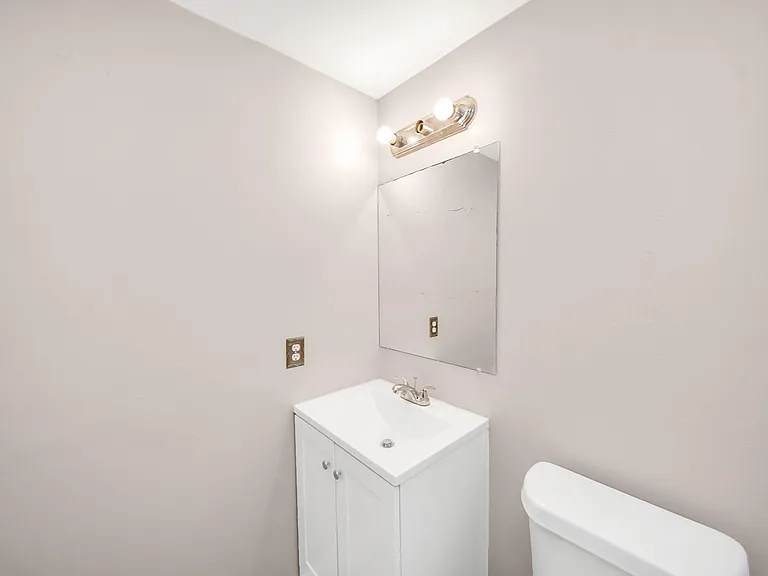17111 River Rd #B — Photo 15