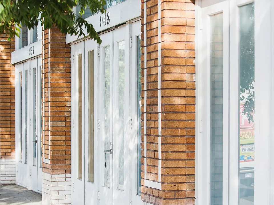 Daisy Studios & Lofts