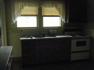 4th image of 624 N Lincoln St