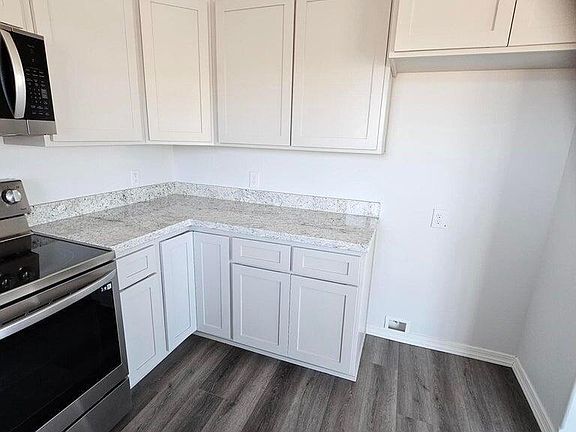 5th image of 461 N Paseo Grande