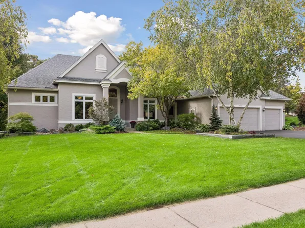 15316 Boulder Pointe Rd, Eden Prairie, MN 55347