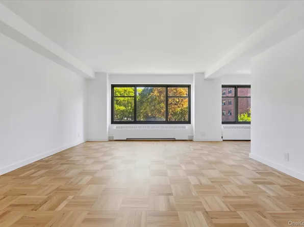 21-15 34th Avenue #3A, Astoria, NY 11106