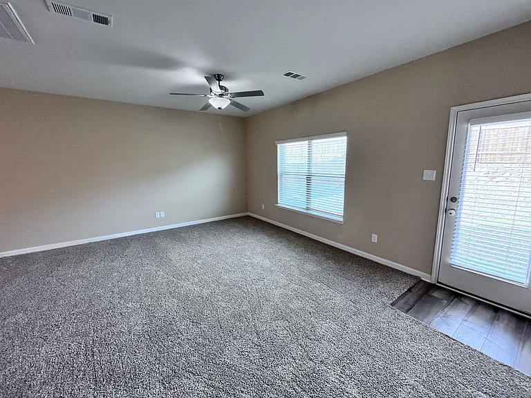 312 Tranquil Ln — Photo 26