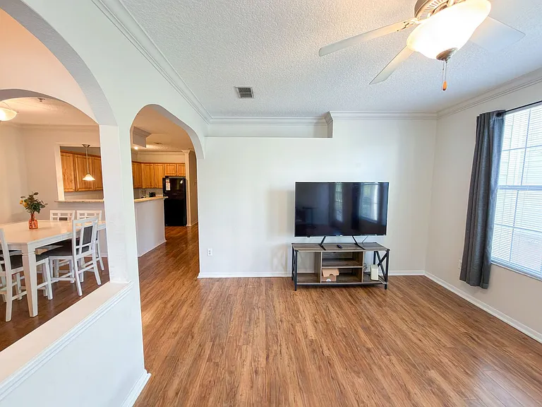 1257 SW 9th Rd #206 — Photo 10