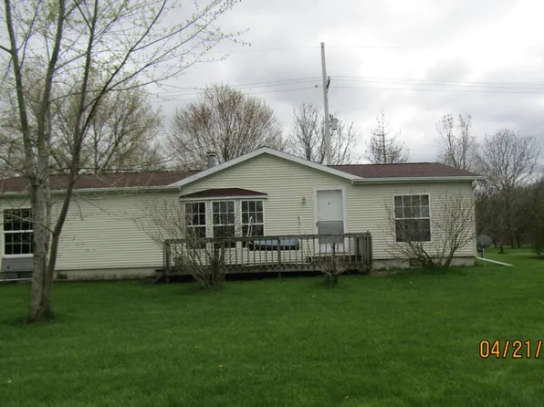 6217 Carlisle Hwy, Charlotte, MI 48813