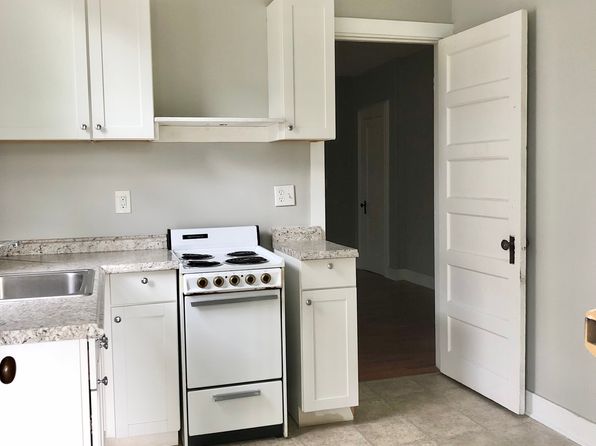 434 Glen St APT 2B