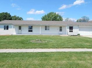 23 W Benson Ave, Cortland, IL 60112