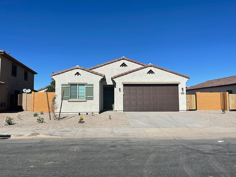 1st image of 876 E Cactus Wren Dr