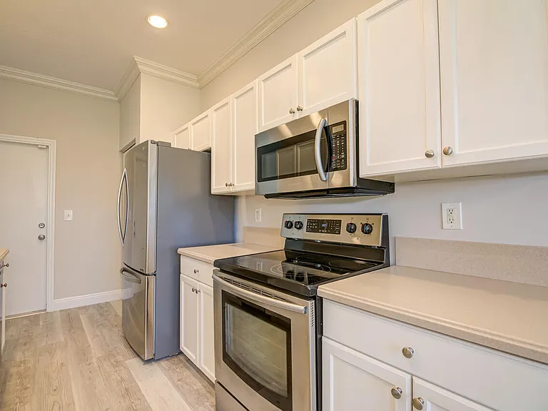 446 Rainbow Springs Ter — Photo 5